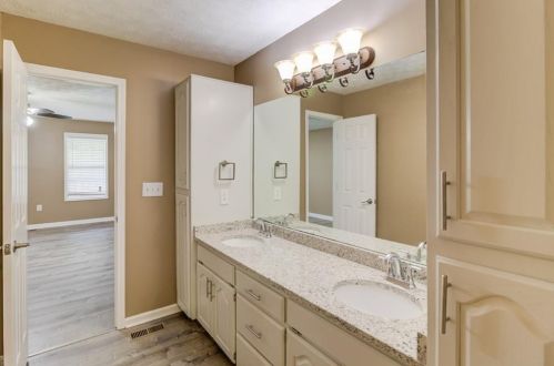 29 Monte Ln, Jefferson GA  30549-6910 exterior