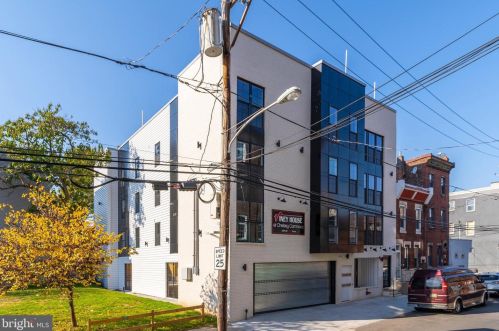 2304 9th St, Philadelphia PA 19148-3727 exterior