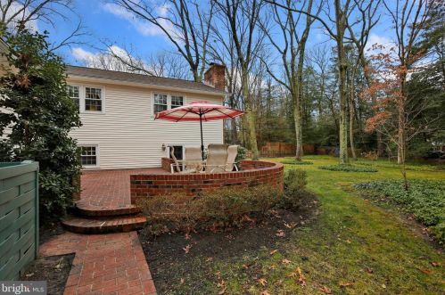 176 Berrywood Dr, Severna Park MD 21146-2033 exterior