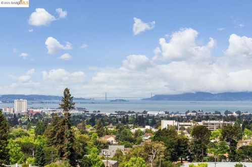 34 Oak Ridge Rd, Berkeley, CA 94705-2426