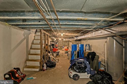 2222 12 St, Philadelphia PA 19147-1832 exterior