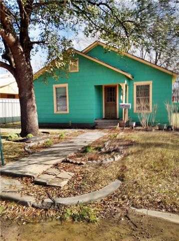 816 Alpha Pl, Clifton, TX 76634-2119
