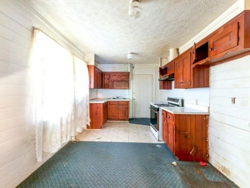 2778 Harlan Dr, Atlanta GA  30344-3761 exterior