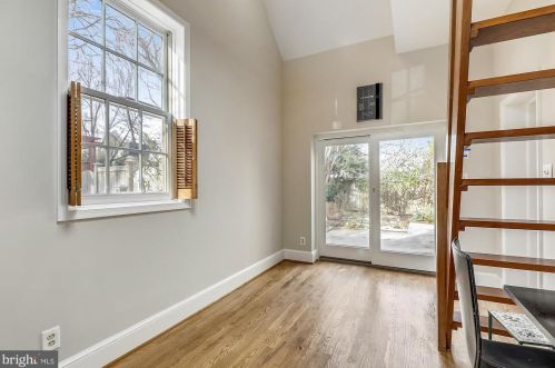 1903 Stratton Rd, Silver Spring MD 20910-1739 exterior