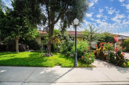 1012 4th St, Montebello, CA 90640-2611