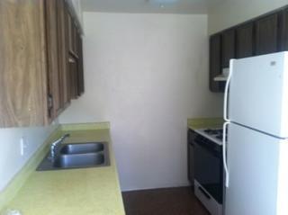 245 Charleston St, Albuquerque NM  87108-2167 exterior
