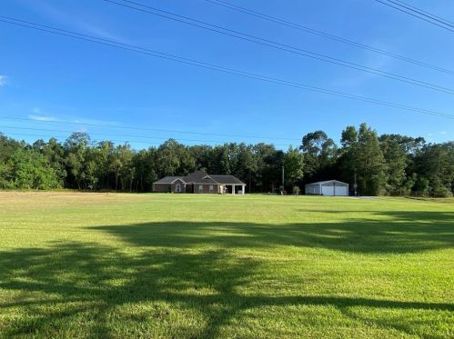 4430 Village Rd, Lakeview, TX 77662