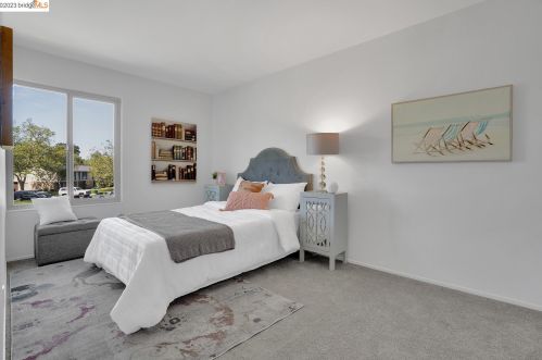 27492 Ponderosa Ct, Hayward CA  94545-4129 exterior