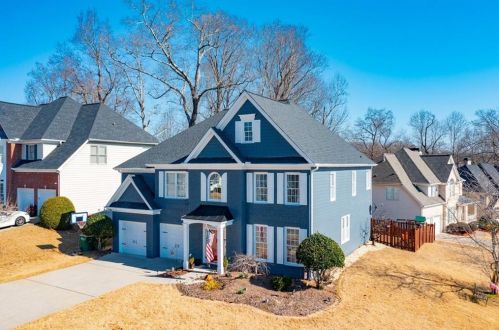 1049 Middlebrooke Dr, Holly Springs, GA 30115-4546