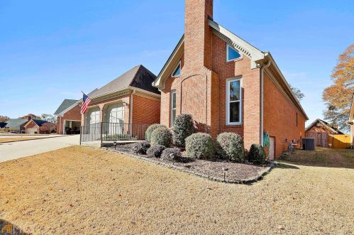 1130 Oakpark Dr, Mcdonough, GA 30253-2212