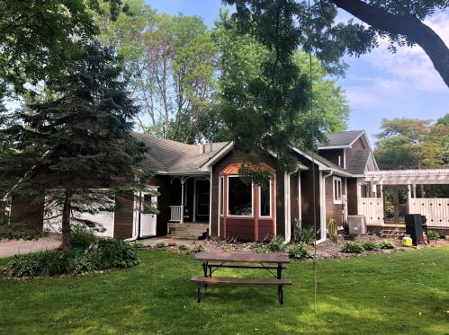 20 1st Ave, Plainview MN  55964-1406 exterior