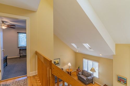 4 Theodore Dr, Dover NJ  07869-1913 exterior
