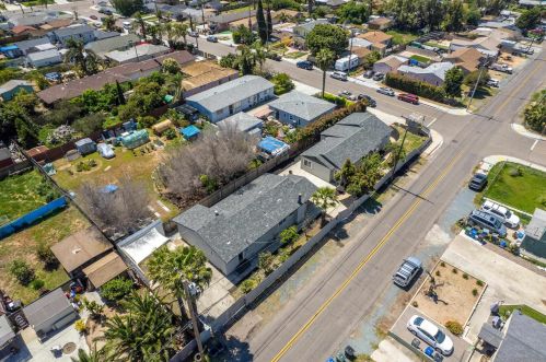 231 Emerson St, Chula Vista CA  91911-3358 exterior
