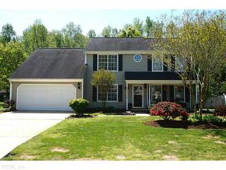905 Whisper Hollow Dr, Chesapeake, VA 23322-9516
