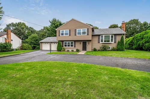40 Nod Brook Rd, Wallingford, CT 06492-4315