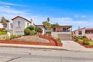500 Woodbury Rd, Glendale, CA 91206-2646