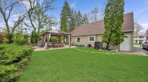 223 Seabury Rd, Lemont IL  60440-2411 exterior