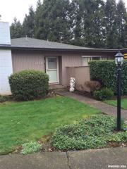 1040 Chestnut St, Salem, OR 97304-2944