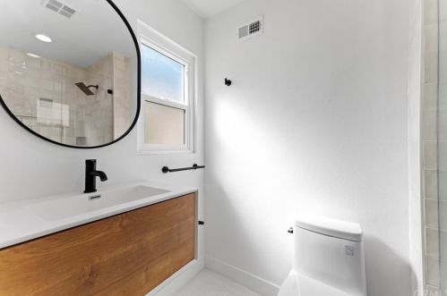 5250 Gerda Dr, Anaheim CA  92807-3133 exterior