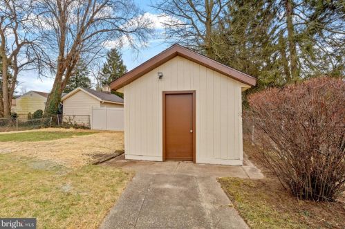 1912 Brynmawr Ave, Haddon Heights NJ  08035-1013 exterior