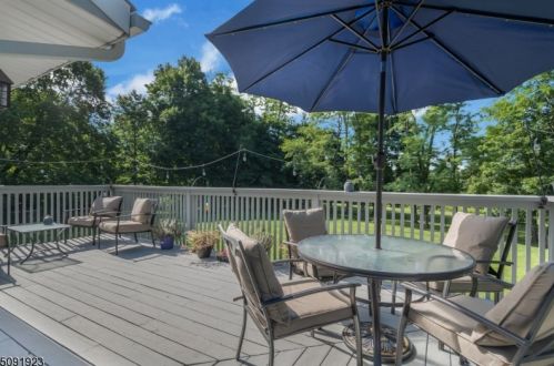 40 Ironia Rd, Dover NJ  07869-3905 exterior