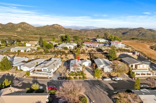 34470 Pumpkin Patch Rd, Wildomar, CA 92595-9267