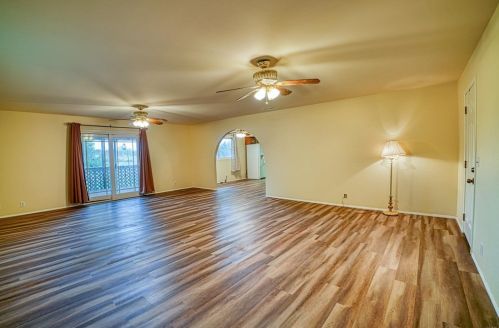 373 Amigos Rd, Ramona, CA 92065-5055