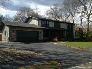 18 Juniper Hill Dr, Coventry, RI 02816-6434