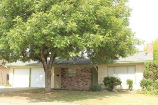 1718 Duke St, Visalia, CA 93277-2150