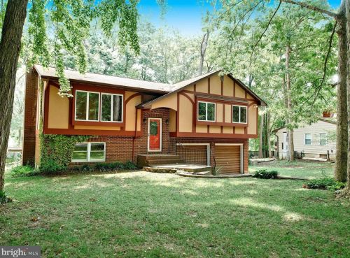 11 Hillman Ct, Aberdeen, MD 21001-2406
