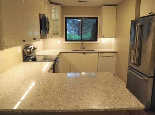 5993 Dellwood Ave, Saint Paul MN  55126-8453 exterior