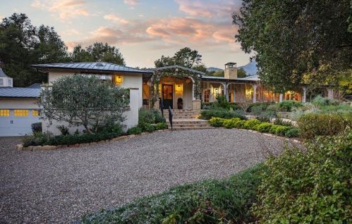 705 Oak Grove Dr, Santa Barbara, CA 93108-1403