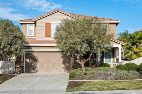 46945 Peach Tree St, Temecula, CA 92592-3385