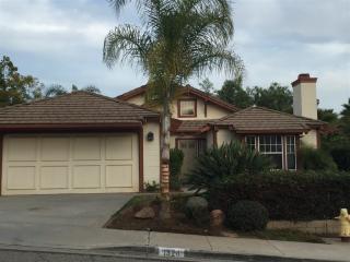 1324 Greenway Rise, Escondido, CA 92027-1169