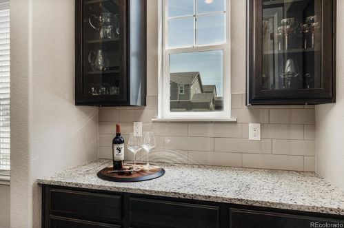 27938 Clifton Pl, Denver CO  80016 exterior