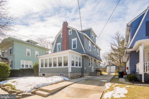 6 Evergreen Ln, Tavistock, NJ 08033-1202