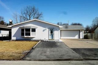 804 7th St, Cleveland, IL 61241-9517