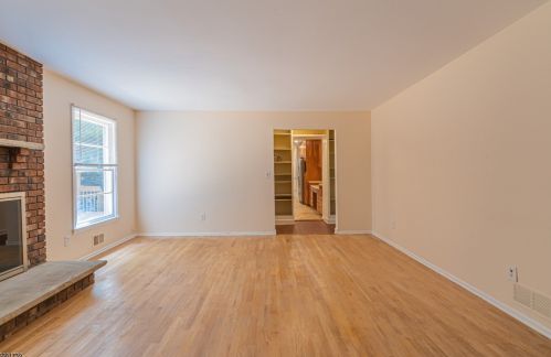 41 Springhill Rd, Dover NJ  07869-4323 exterior