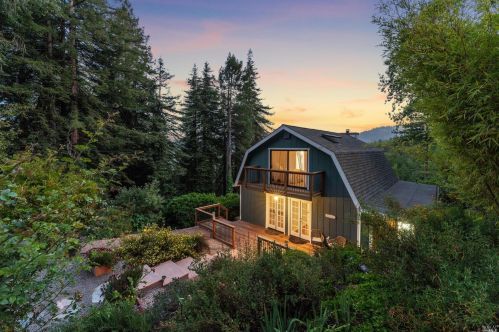 30 Magic Mountain Rd, Cazadero, CA 95421-9670