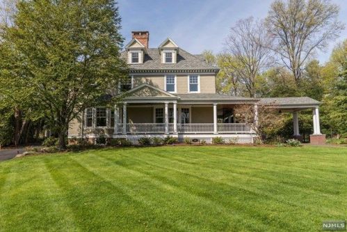 145 Ridgewood Ave, Ridgewood, NJ 07450-3701