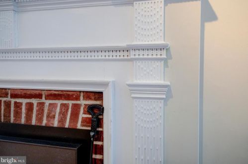 420 Allens Ln, Philadelphia PA 19119-3310 exterior