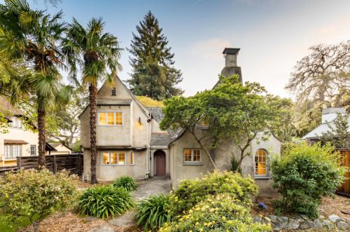 1550 Cowper St, Palo Alto, CA 94301-3617