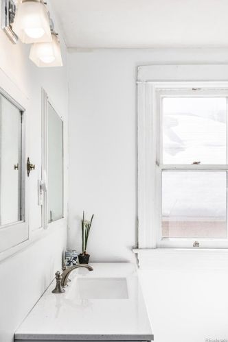 139 Downing St, Denver CO 80210-2313 exterior