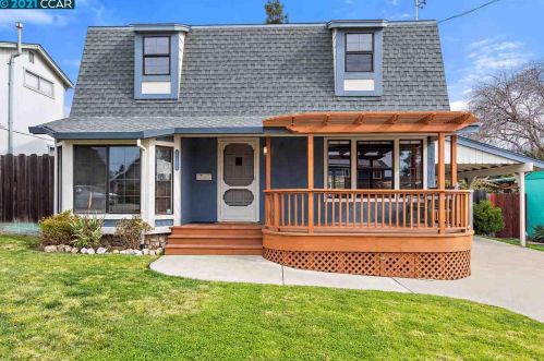 22232 Moyers St, Hayward, CA 94546-7218