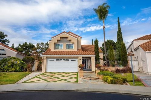 1 Salina, Irvine CA  92614-5388 exterior