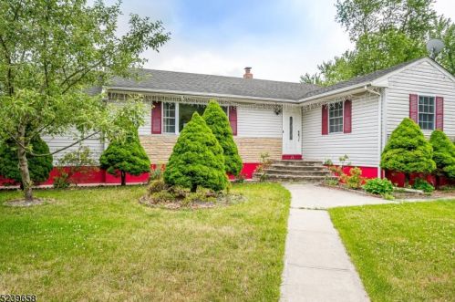 113 Rivercrest Dr, Piscataway NJ  08854-4631 exterior