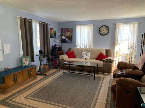 103 11th St, Scanlon, MN 55720-1826