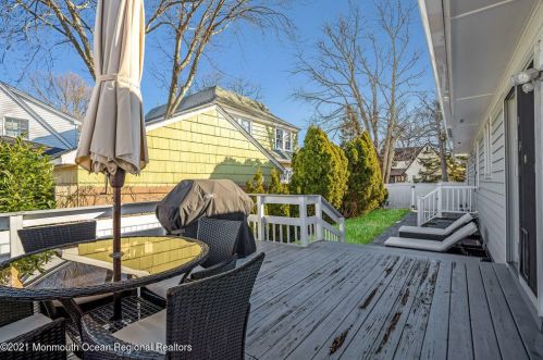 1400 Cp Ave, Tinton Falls NJ 07712-4803 exterior