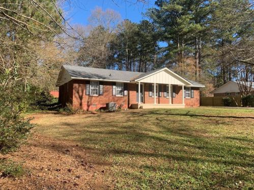 4231 Brookwood Dr, Austell, GA 30106-1234