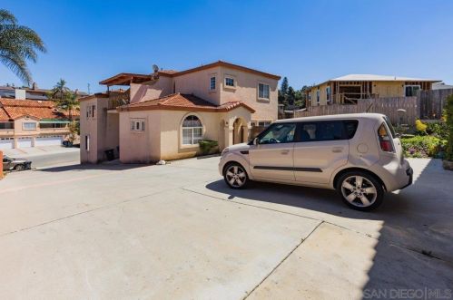 86 Las Flores Dr, Chula Vista CA  91910-1966 exterior